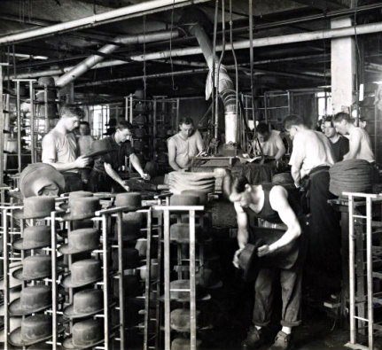 Шляпная фабрика John B. Stetson Hat Company в Филадельфии &mdash; фото начала XX века