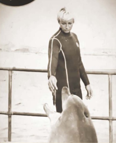 Галина Шурепова в воде