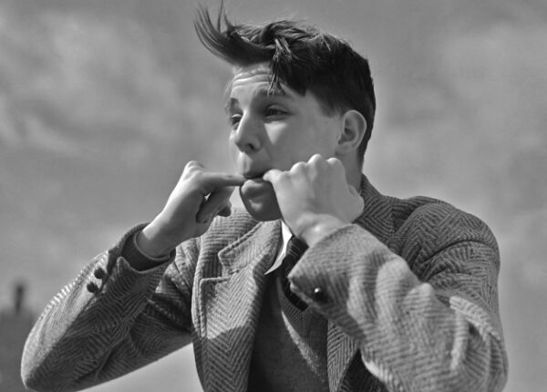 Почему нельзя свистеть в доме