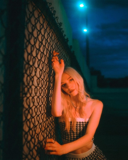 Фотография в стиле неоновых огней &mdash; Santiago Traverso творчество