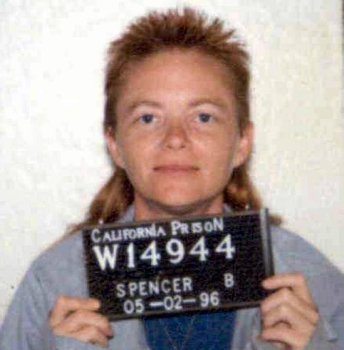 Тюремное фото Бренды Спенсер 1996 года