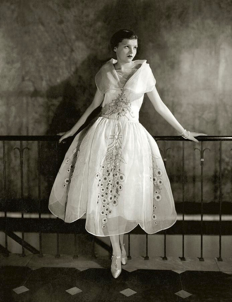 Модель в платье от Lanvin, фотография Стайхена 1925 года