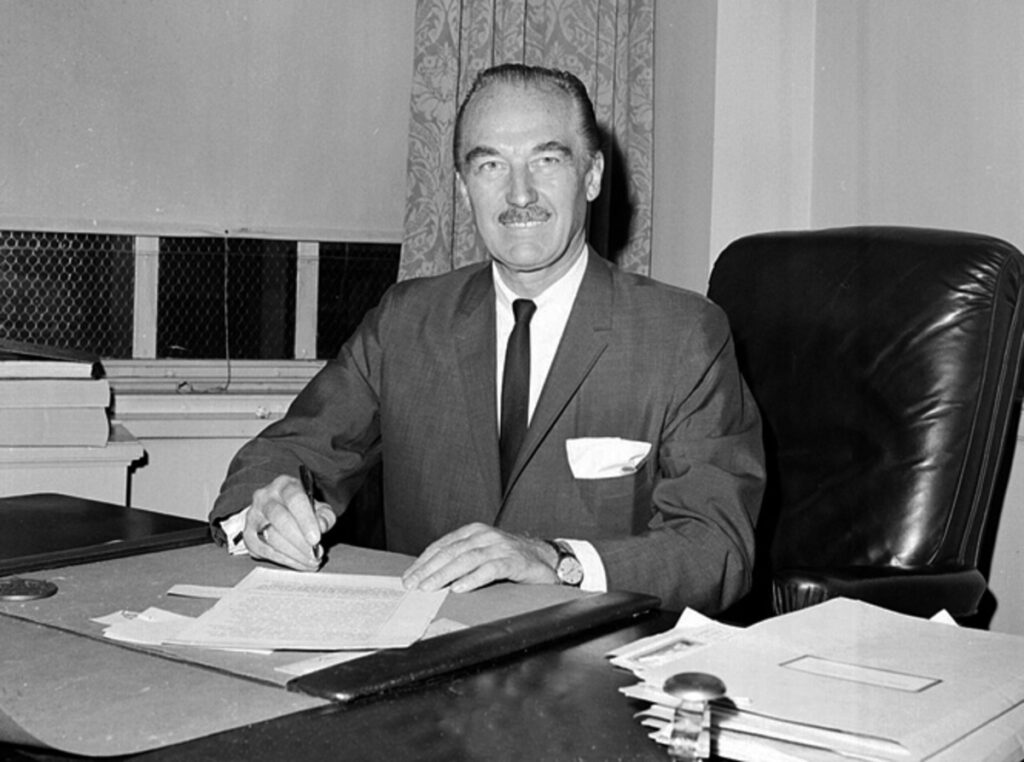 Портрет Фреда Трампа в 1965 году