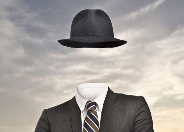 Шапка-невидимка: от древних легенд до научных экспериментов