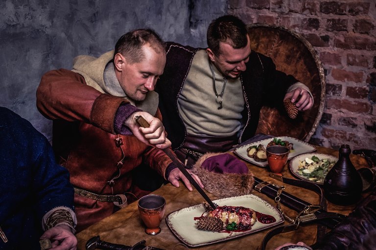 Кулинарные традиции викингов: мясо и рыба