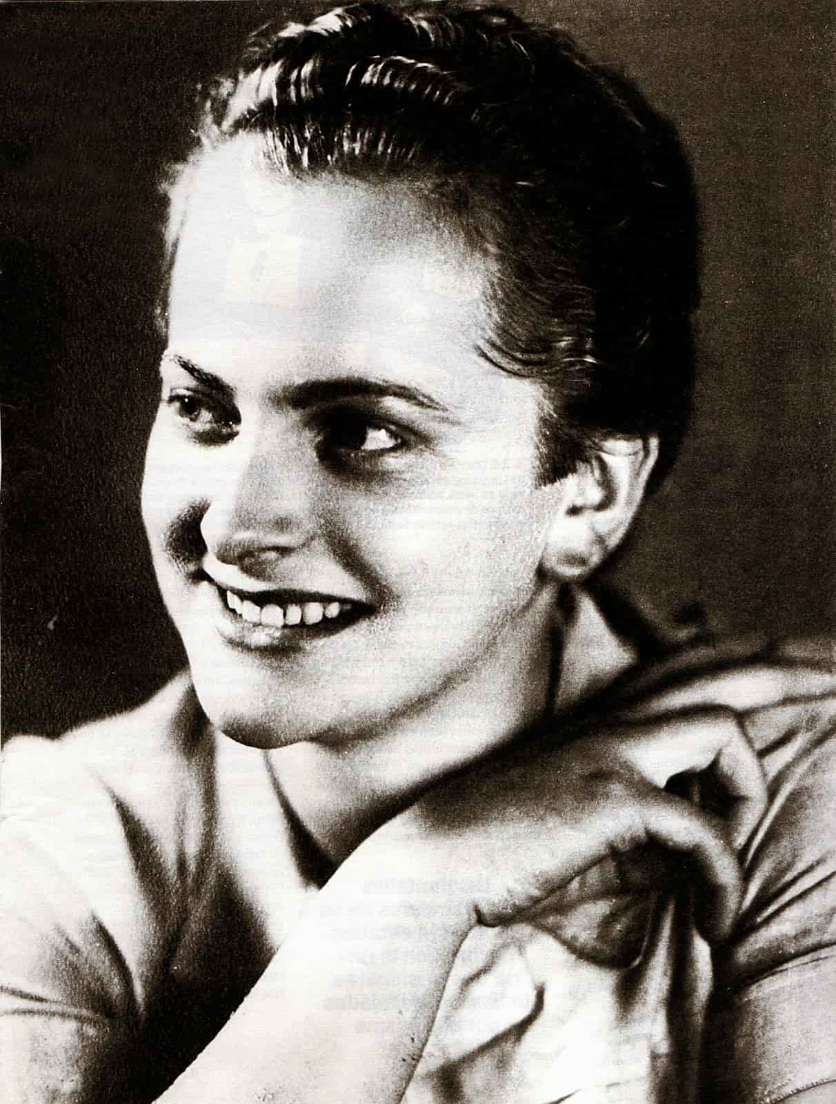 Ирма Грезе в молодости, примерно 1940&ndash;1941 год