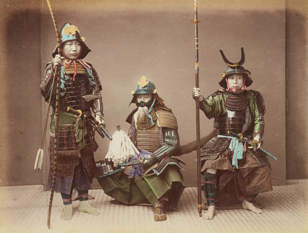 Самураи в доспехах - раскрашенная историческая фотография
