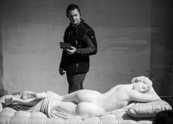 Изнанка прекрасного Жерара Юфера: закулисье театров, музейные шедевры и их ценители