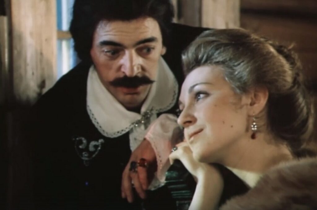 Михаил Боярский и Татьяна Лютаева в сцене фильма Гардемарины вперёд