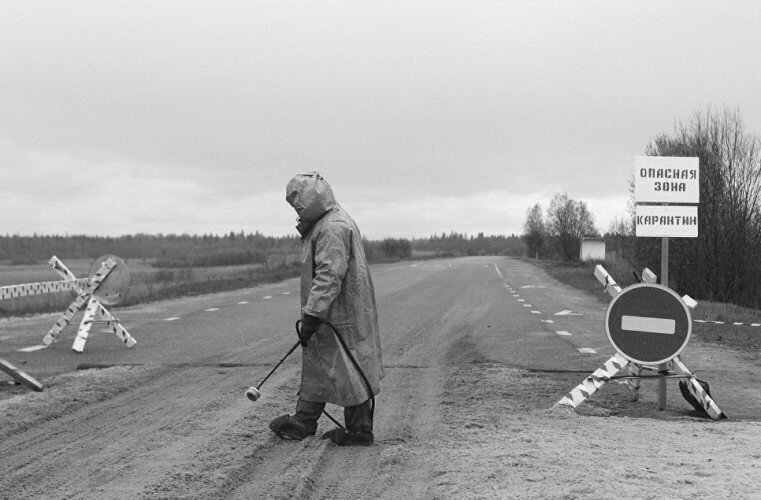 Дезинфекционные работы в южной части Свердловска после утечки 1979 года