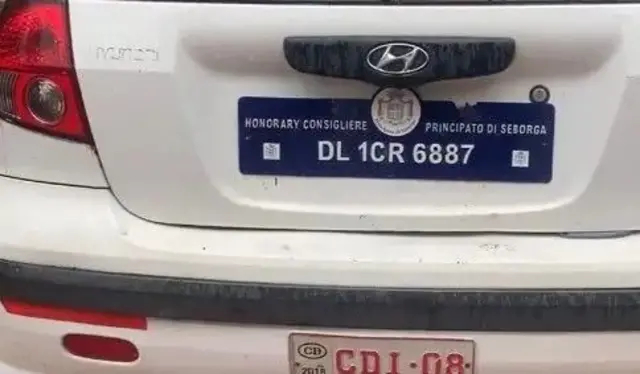 Изъятые дипломатические номера несуществующих государств из фальшивого посольства