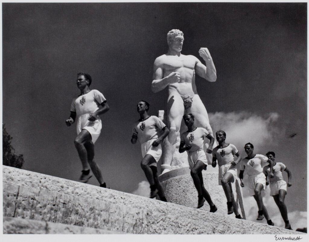 Бегуны в Риме, 1934 год, фотография Альфреда Эйзенштадта