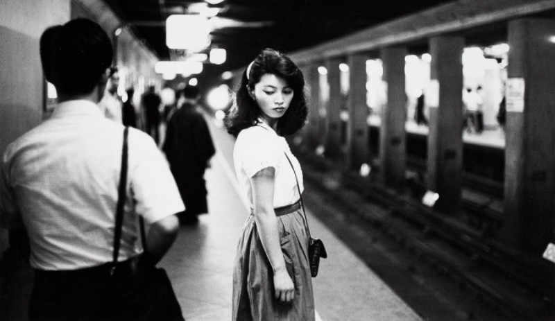 Эд ван дер Элскен с камерой на улицах Амстердама