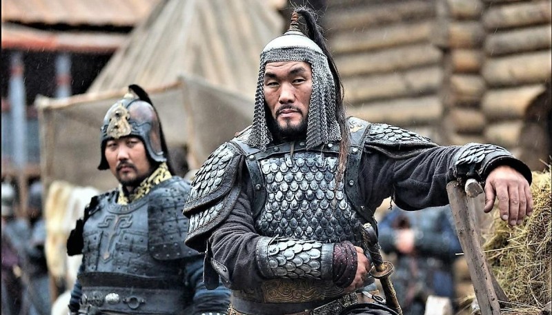 кадр из сериала &laquo;Золотая Орда&raquo; (2018): хан Тулай