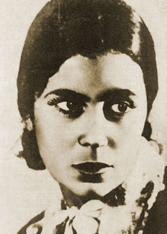 Портрет Лины (Полины) Михайловны Горенштейн в молодости