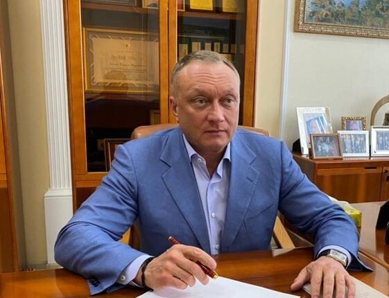 Дмитрий Савельев: Биография и путь сенатора Российской Федерации
