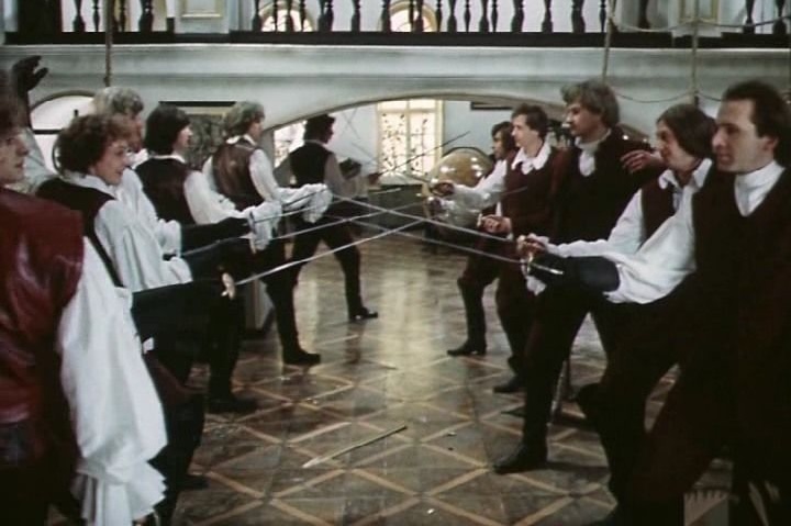 Сцена фехтования в фильме Гардемарины вперёд