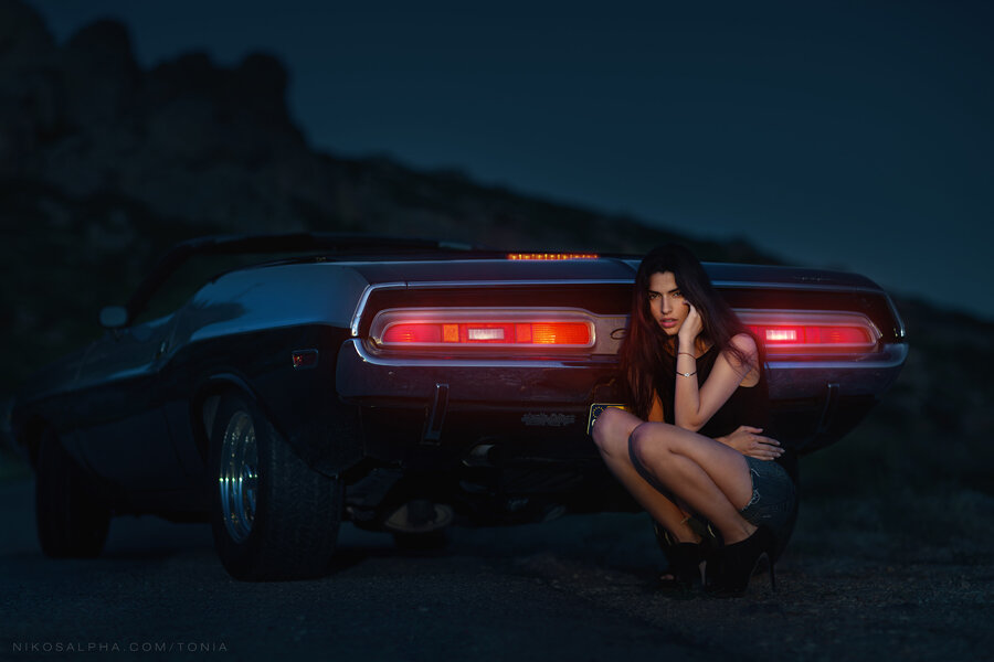 Вечерняя фотография девушки сумерки