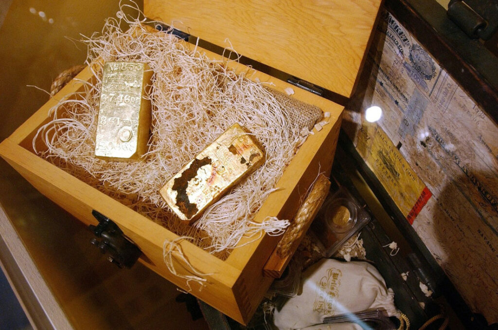 Золотые монеты с парохода Центральная Америка проданные на аукционе в 2019 году