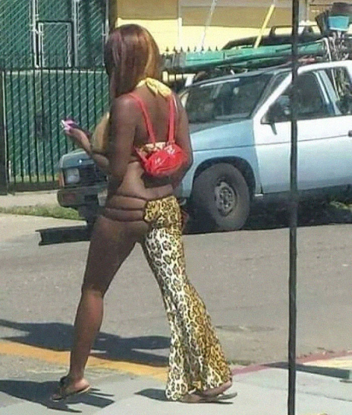 Брюки с одной леопардовой штаниной провал модного дизайна