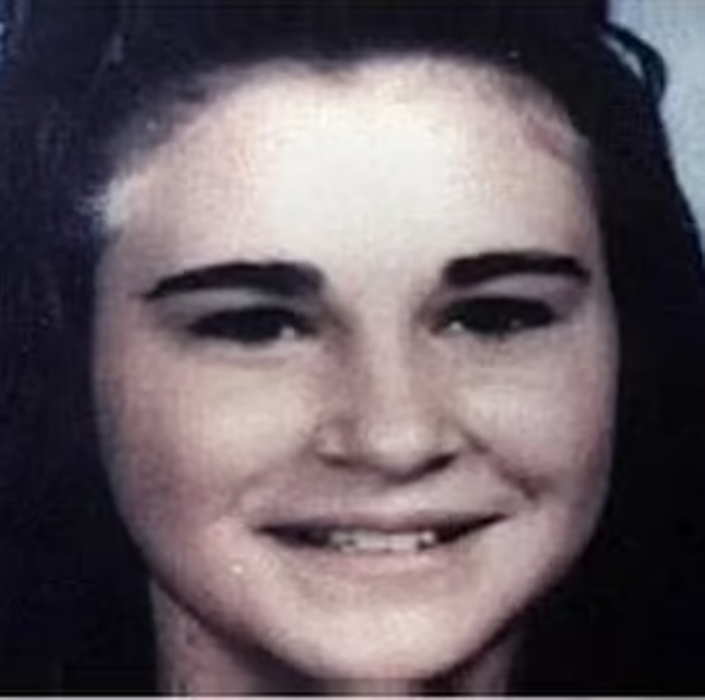 Эми Эйерс, 13 лет, младшая из четырёх жертв убийства в йогурт-кафе Остина