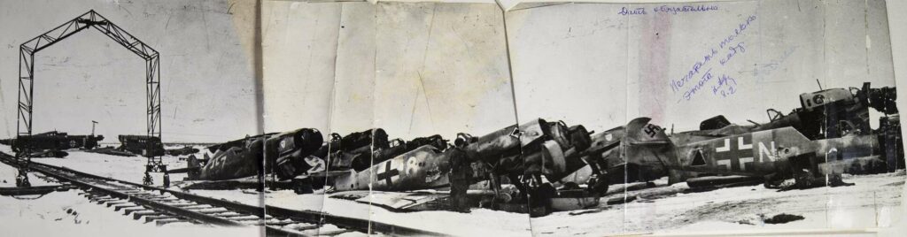 Захваченные фашистские самолёты на станции Чир: 1943 год