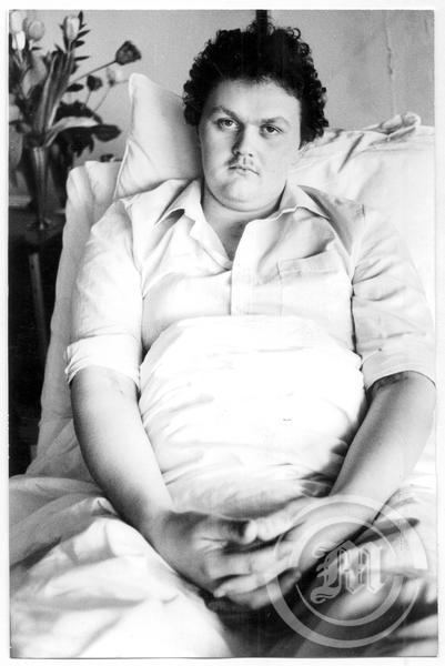 Гудлаугур Фридторссон в больнице после спасения. Исландия, март 1984 года