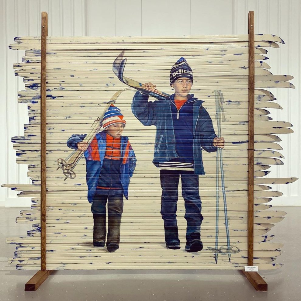 Лыжники полотно Саши Володиной с мотивами советского детства