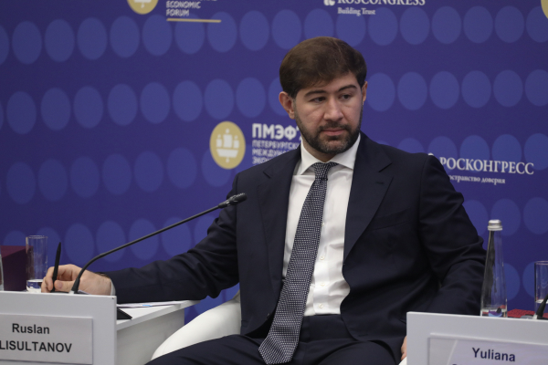 Биография российского бизнесмена Руслана Алисултанова