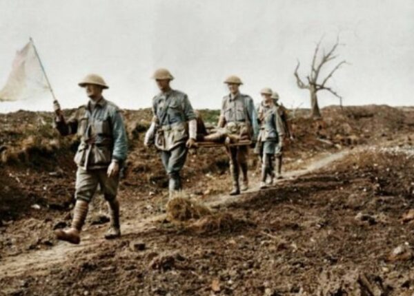 Как белый флаг стал символом приглашения к переговорам и знаком капитуляции