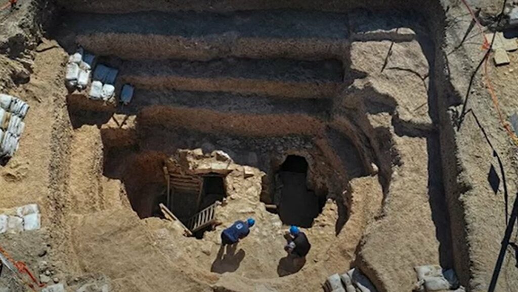 Археологические раскопки усадьбы с древним винным погребом в пустыне Негев