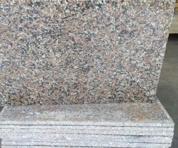 Plitka granitnaya termoobrabotannaya yuzhna sultaevskaya 300h300h50 mm 079862d3e1a7ff9 800x600 604x504 jpg