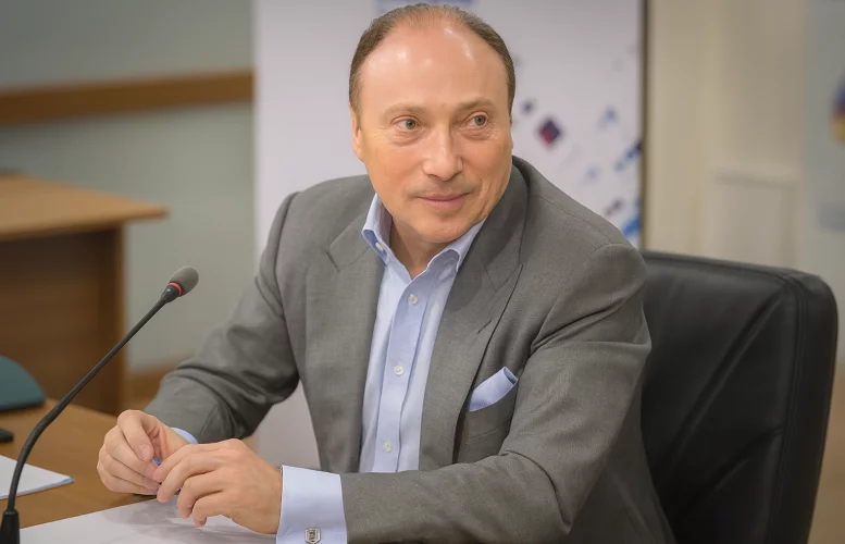 Vyacheslav aminov 777x500.png