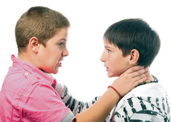 «Собачий кайф», «Пухлый кролик» и другие смертельно опасные детские игры