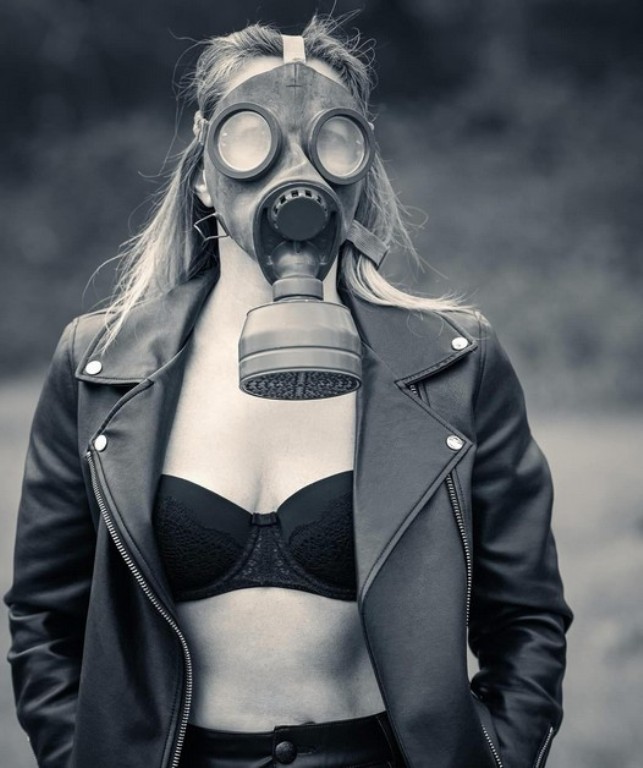 Чёрно-белый портрет подчёркивающий эмоции и настроение от Daniel Ferrari