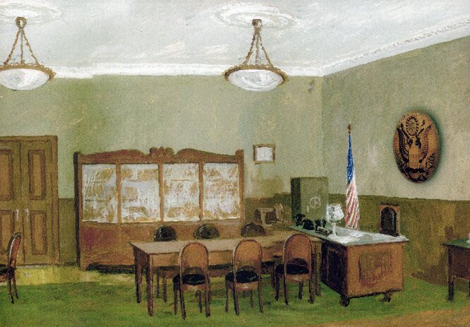 Посол Аверелл Гарриман (W. Averell Harriman) в своём кабинете в резиденции Спасо-хаус в Москве