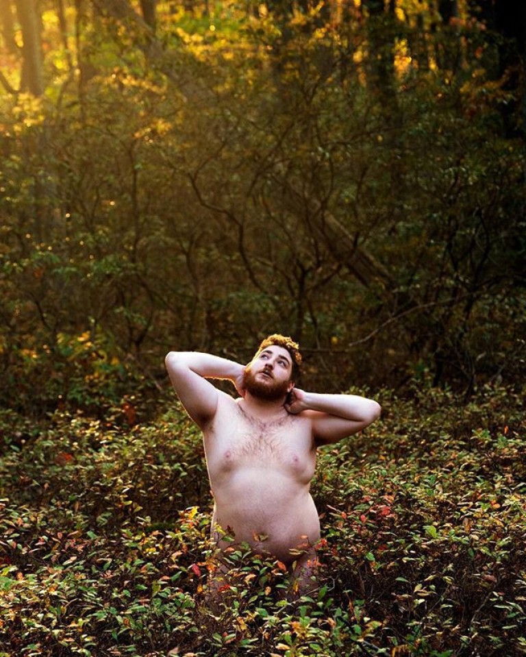 Художественная фотография В лесу, автор Ryan McGinley