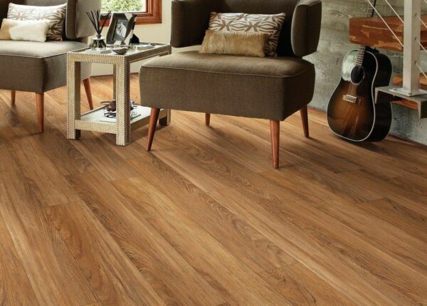 Напольные покрытия: кварцевый ламинат, LVT и массивная паркетная доска — сравнение и советы