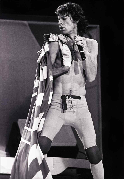 Мик Джаггер в живом портрете от рок-фотографа Mark Weiss, 1981