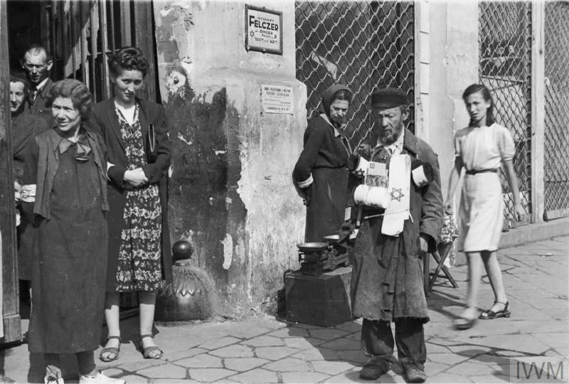 жизнь в Варшавском гетто летом 1941 года