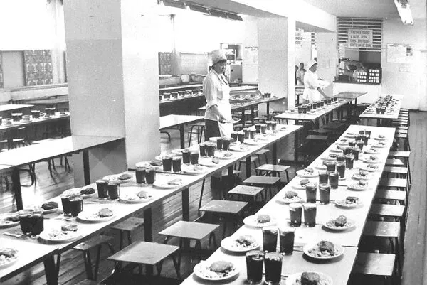 Рыбный день в школьной столовой: котлеты из хека