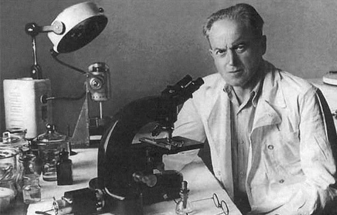 Портрет вирусолога Льва Александровича Зильбера, возглавившего экспедицию по изучению энцефалита