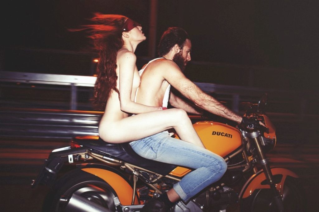 Эстетика фотография 90-х ретро стиль Никола Казини