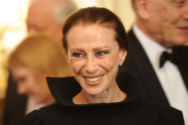 Майя Плисецкая на фоне Кремля в 2005 году