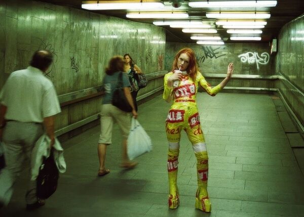 Снимки вне времени от мастера эротической фотографии Николы Казини