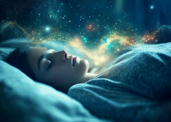 Почему нам снятся одни и те же сны: символика и нейронаука