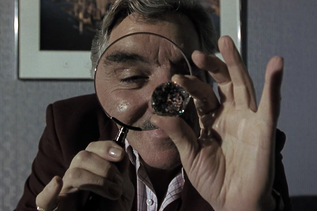 «Бриллиантовая мафия», или Как простой рабочий украл у СССР бриллиантов на 13 миллионов