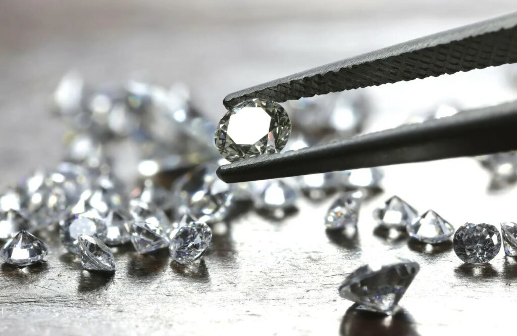 Ограненые алмазы