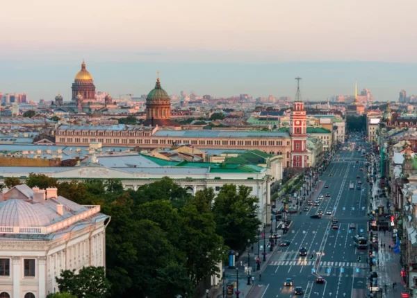 Как проходят экскурсии по городам России и СНГ: форматы и рекомендации