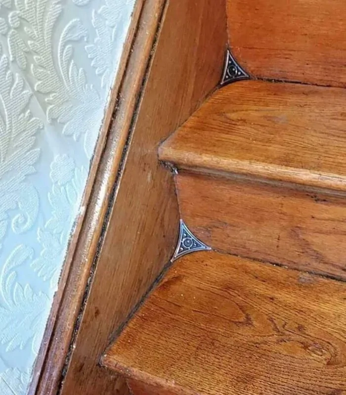 Антикварные защитные уголки для лестниц от пыли викторианская эпоха